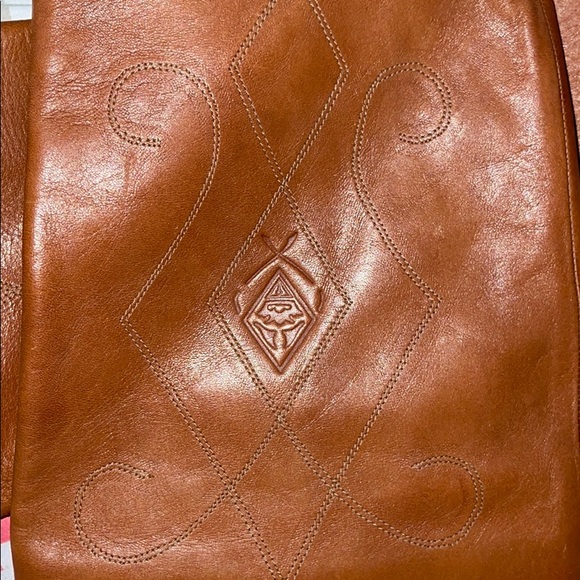 Boots - Picture 3 of 5